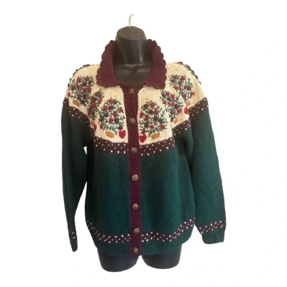 Vintage Floral Embroidered Christmas Sweater Size S - Picture 1 of 16